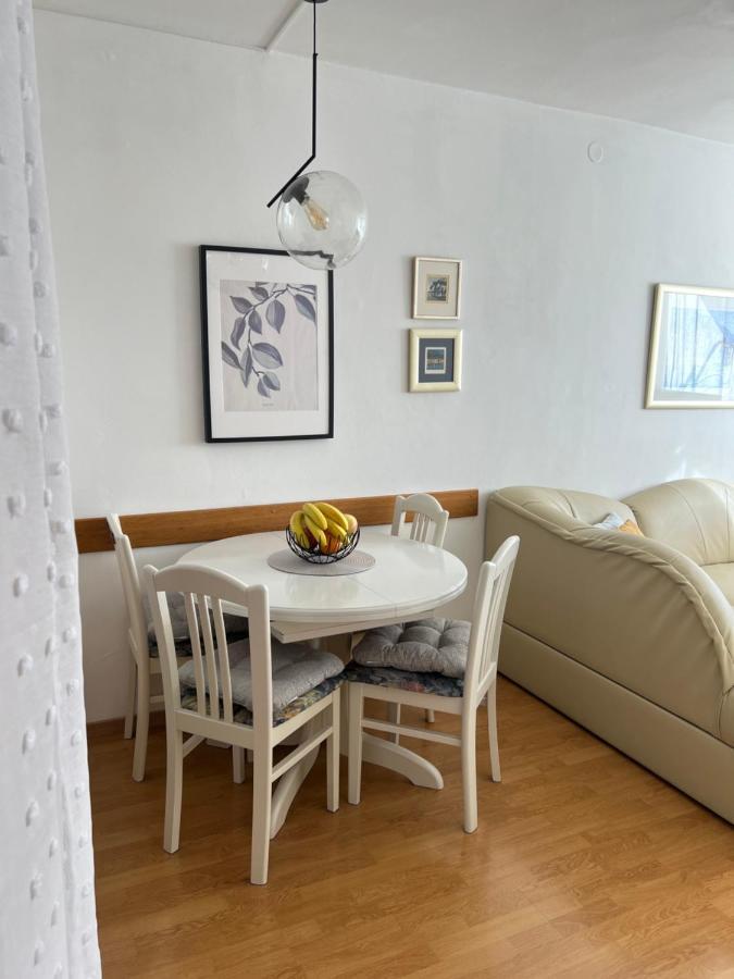 City Center Apartment Twiggy Макарска Экстерьер фото
